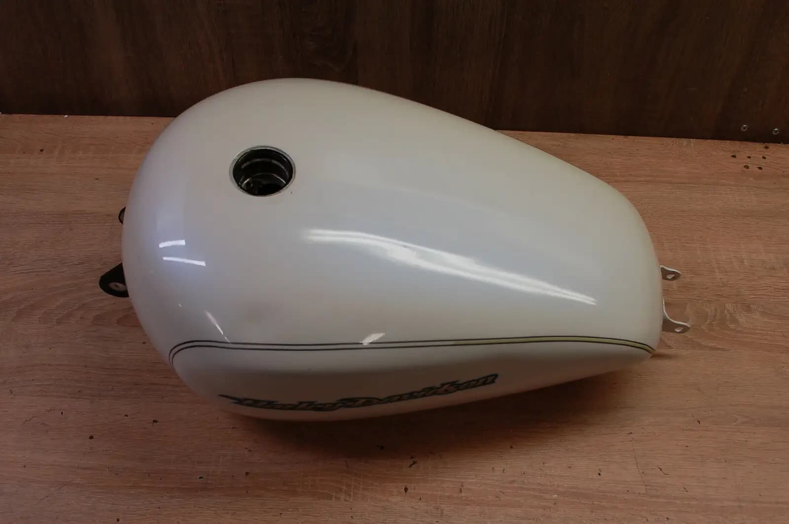 Harley Davidson Street Bob  Fuel Tank / Gas Tank / Petrol Tank