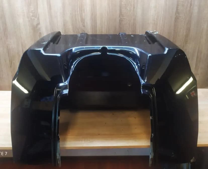 Harley-Davidson Tri-Glide CVO Rear Body Trunk P83000172EWG