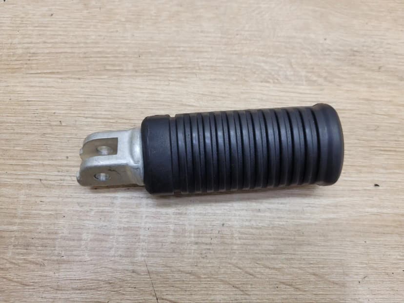 Harley Davidson 2018 Softails FXLRS Front Left Footrest / Peg