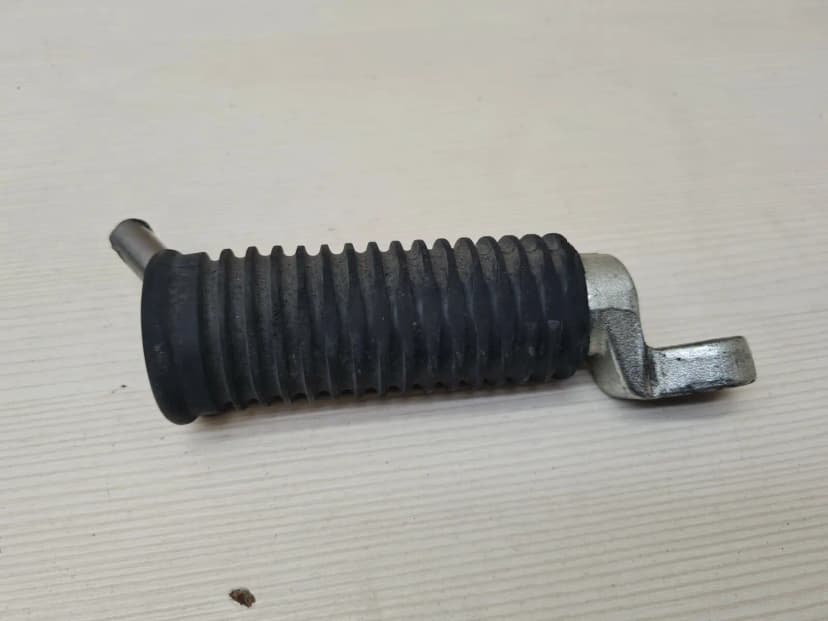 Harley Davidson Footrest / Peg 51323-08