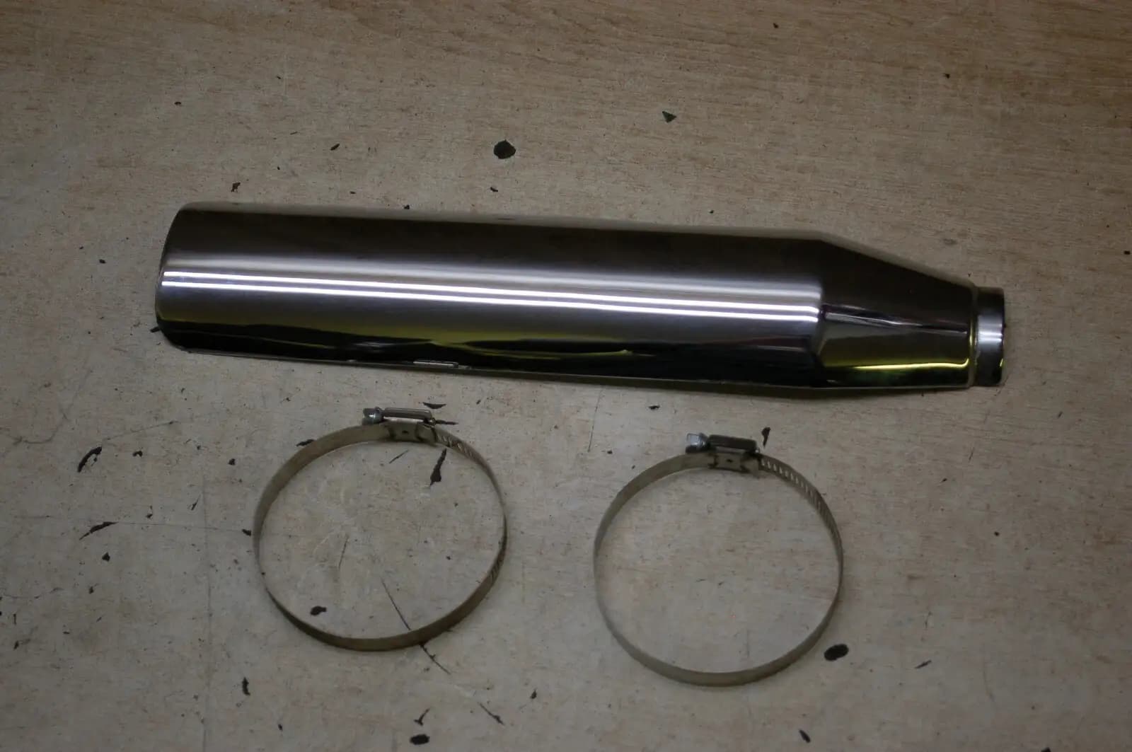 Harley Davidson XL 883 Sportster Exhaust Muffler Heat Shield / Protection 