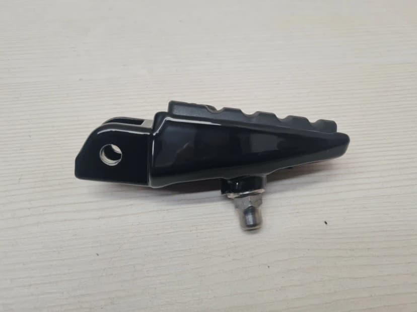 Harley Davidson Softail 2018-2020 Foot Peg / Pedal