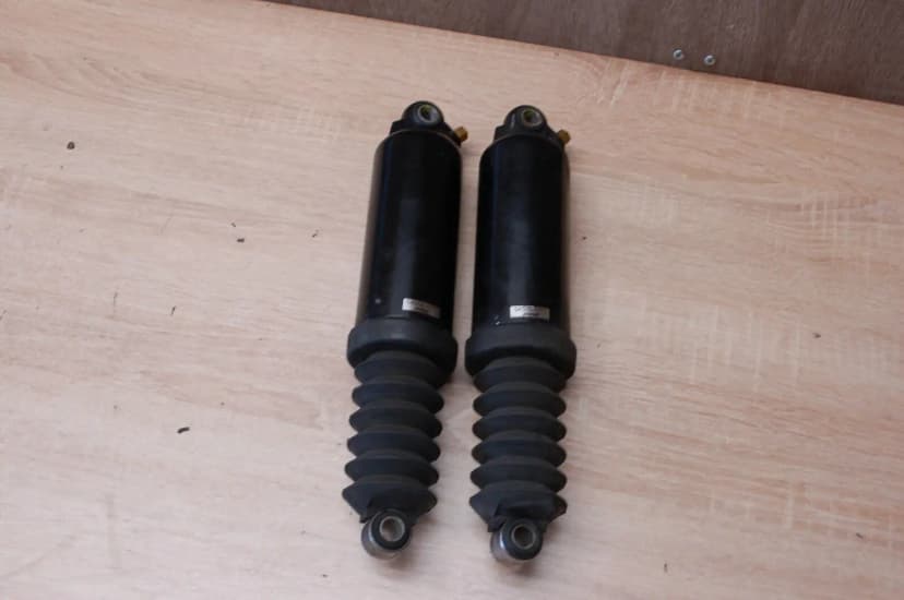 Harley Davidson Road Glide Ultra / Road King / Street Glide Rear Shocks 54565-09