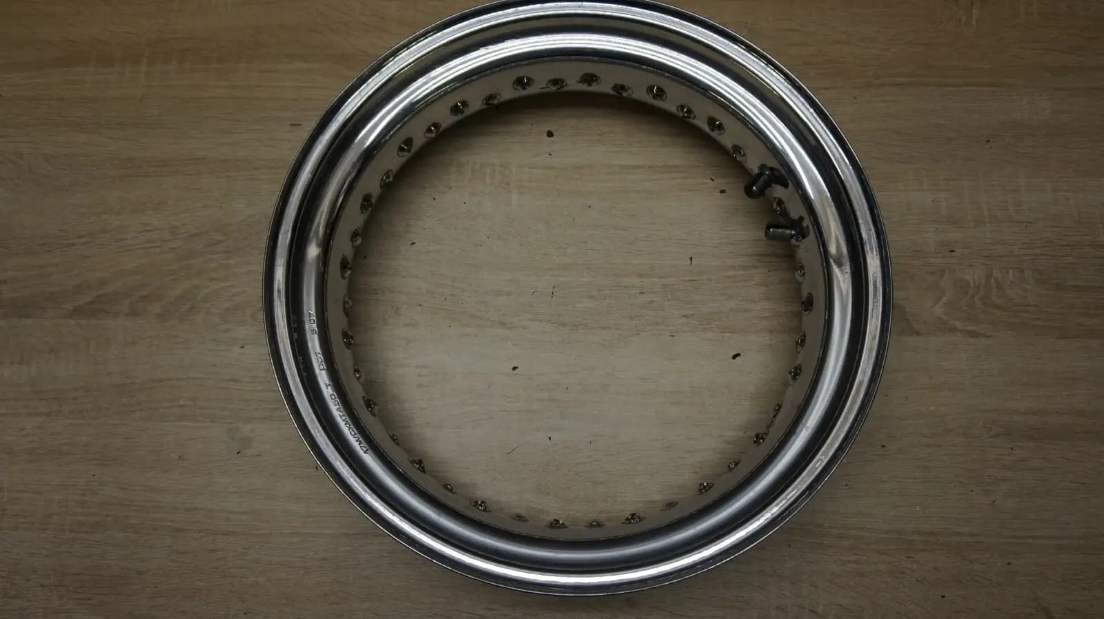 Harley Davidson Dyna Wheel Rim 40863-06 BUCLKED