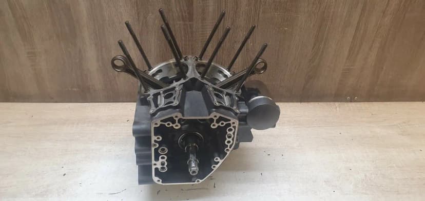 Harley Davidson FLHX Street Glide Engine Block + Crankshaft